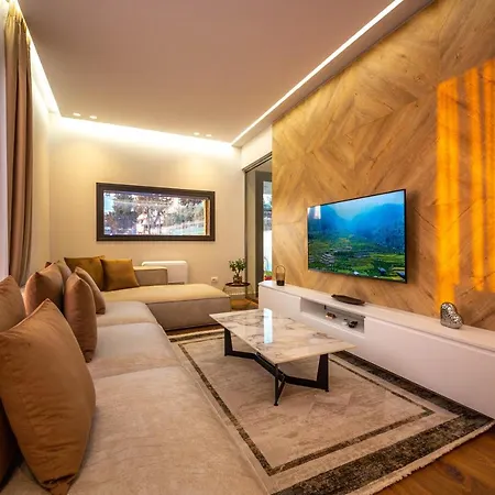 Antonia Villa Tirana